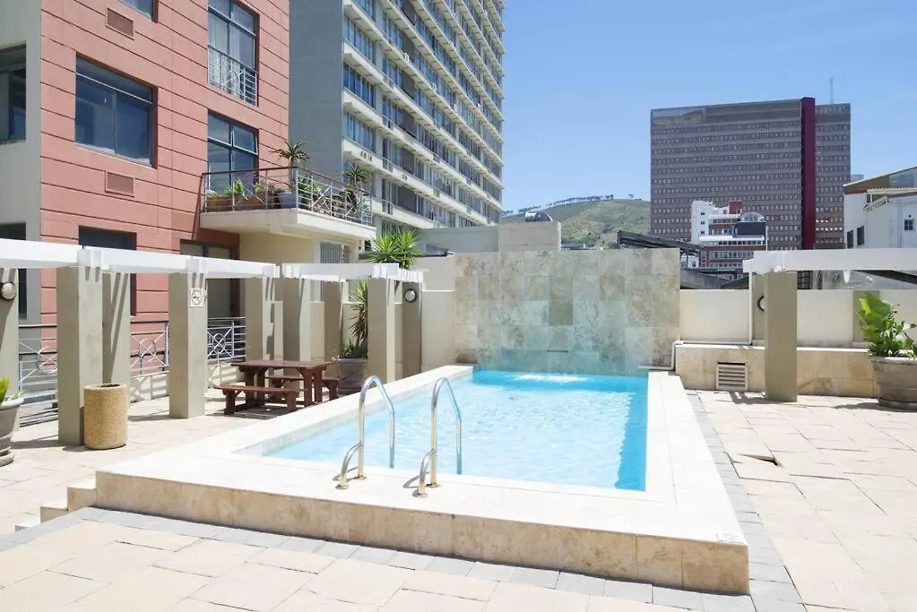 Appartement Spacious City Living Pool & Gym Facilities Le Cap